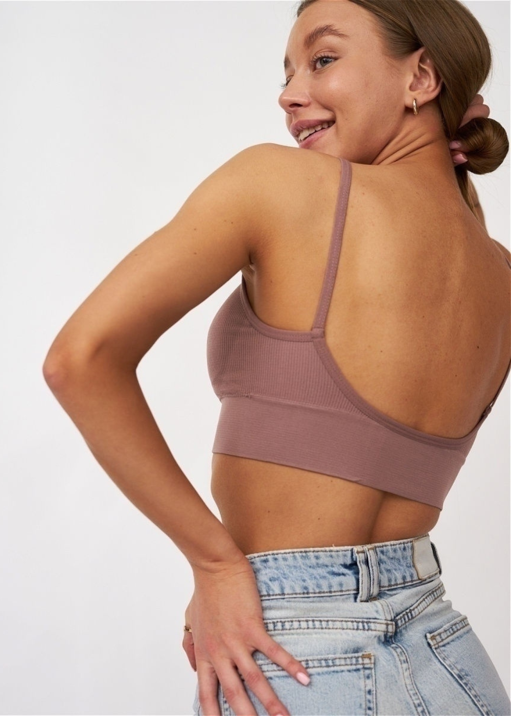 Isilde — Brassière côtelée minimaliste