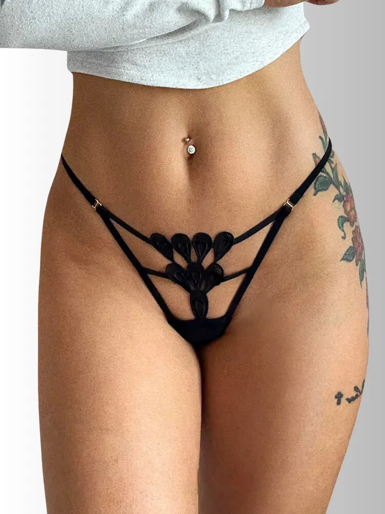 Romy — String dentelle graphique