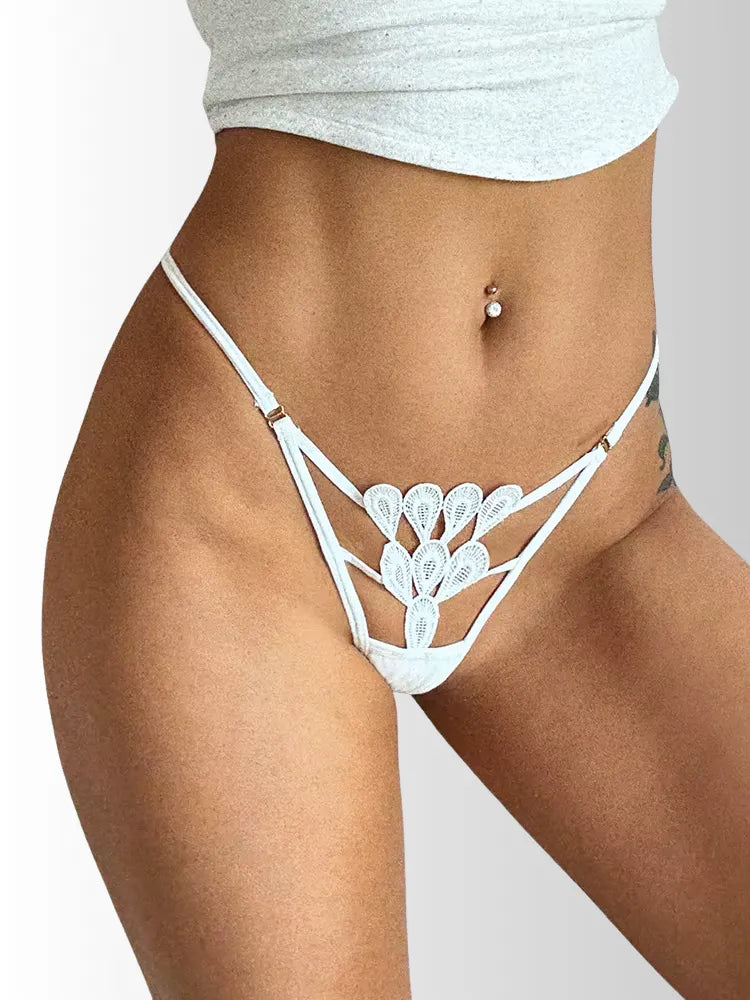 Romy — String dentelle graphique