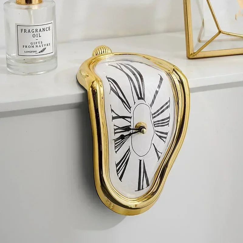 MELT - Horloge murale surrealiste