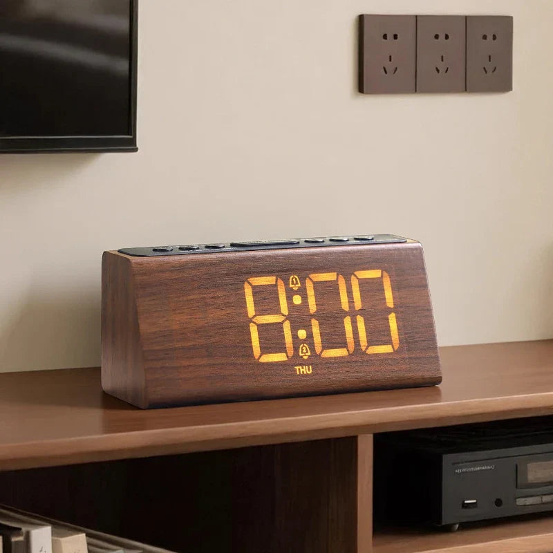Horloge Rétro en Bois | Réveil Numérique LED avec Affichage Haute Définition | Design Élégant pour Bureau et Décoration