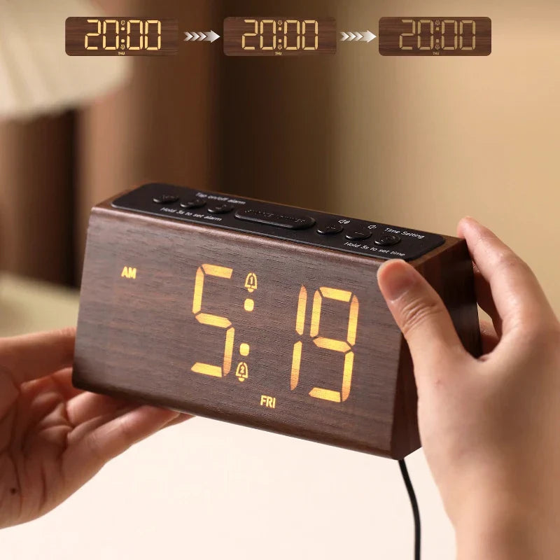 Horloge Rétro en Bois | Réveil Numérique LED avec Affichage Haute Définition | Design Élégant pour Bureau et Décoration