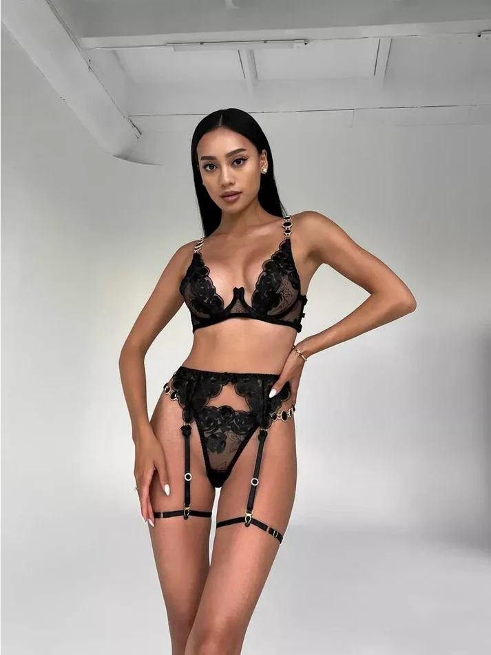 Azalée — Ensemble dentelle fleurie