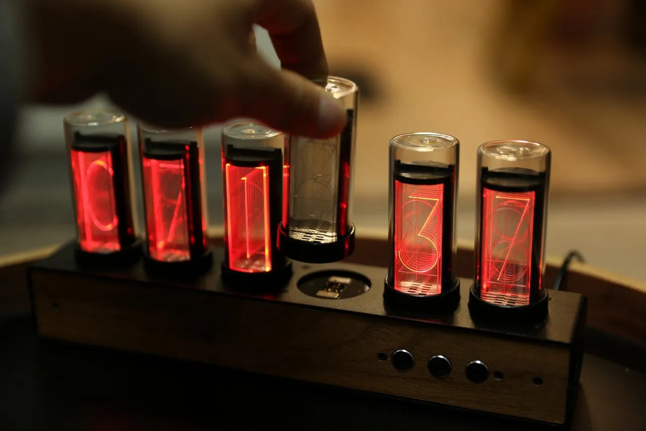 EDISON - Horloge Nixie bois vintage