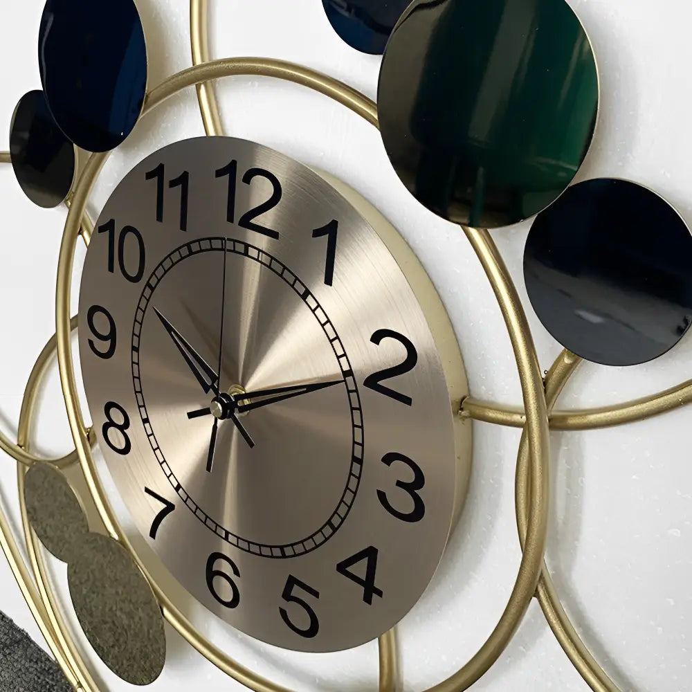 Horloge Murale Cercle Design Or
