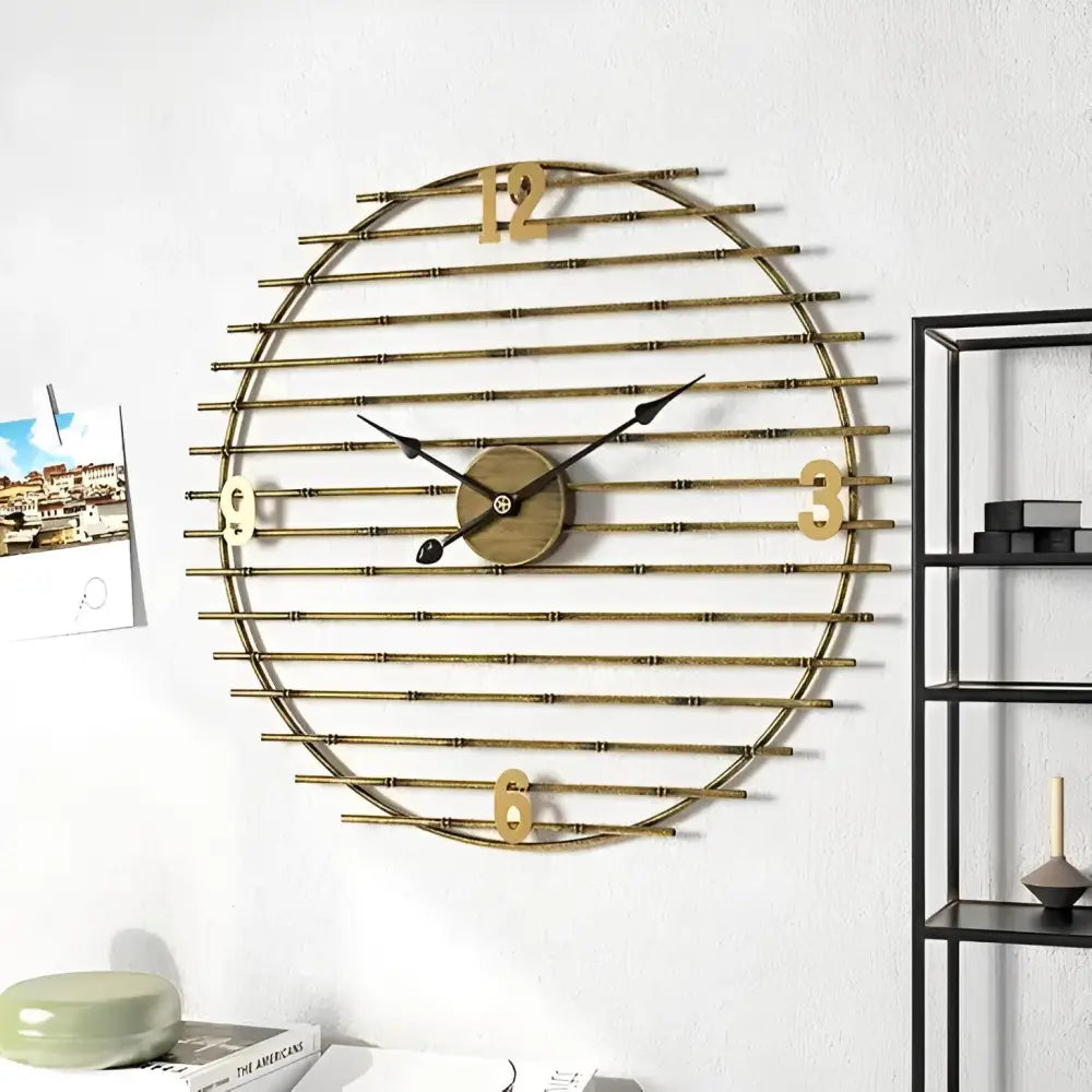 Horloge Murale en Métal Doré