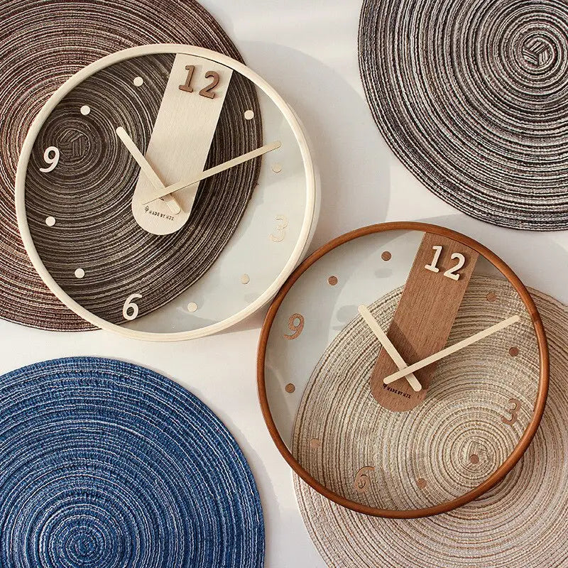 horloge murale originale en bois