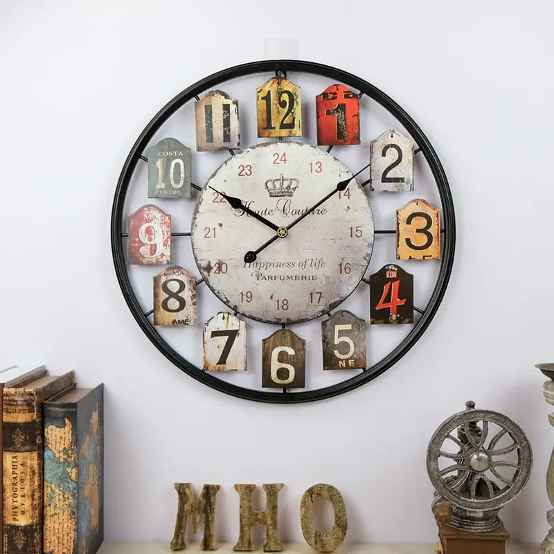 GRASSE - Horloge murale parfumerie vintage